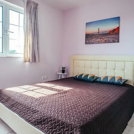 Drosia, 2 Hours From Athens, Few Seconds From The Beach * Kouvéla