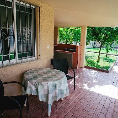 Willa Drosia, 2 Hours From Athens, Few Seconds From The Beach *